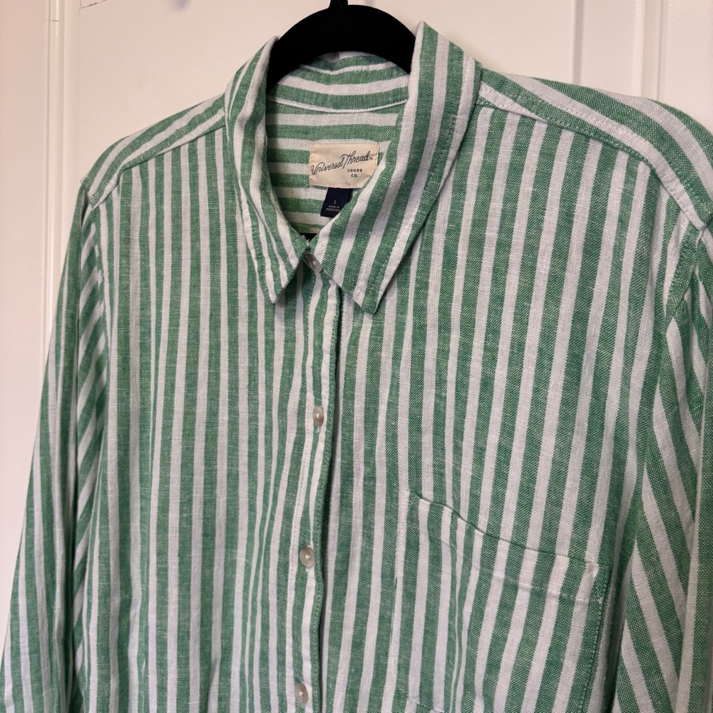 NWT Universal Thread Striped Button Down Shirt